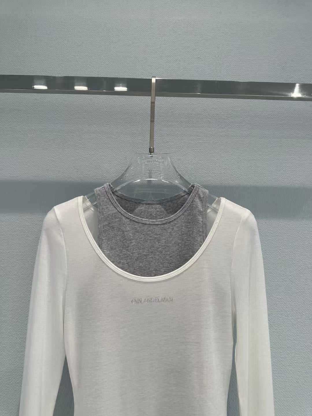 New two-piece top set
