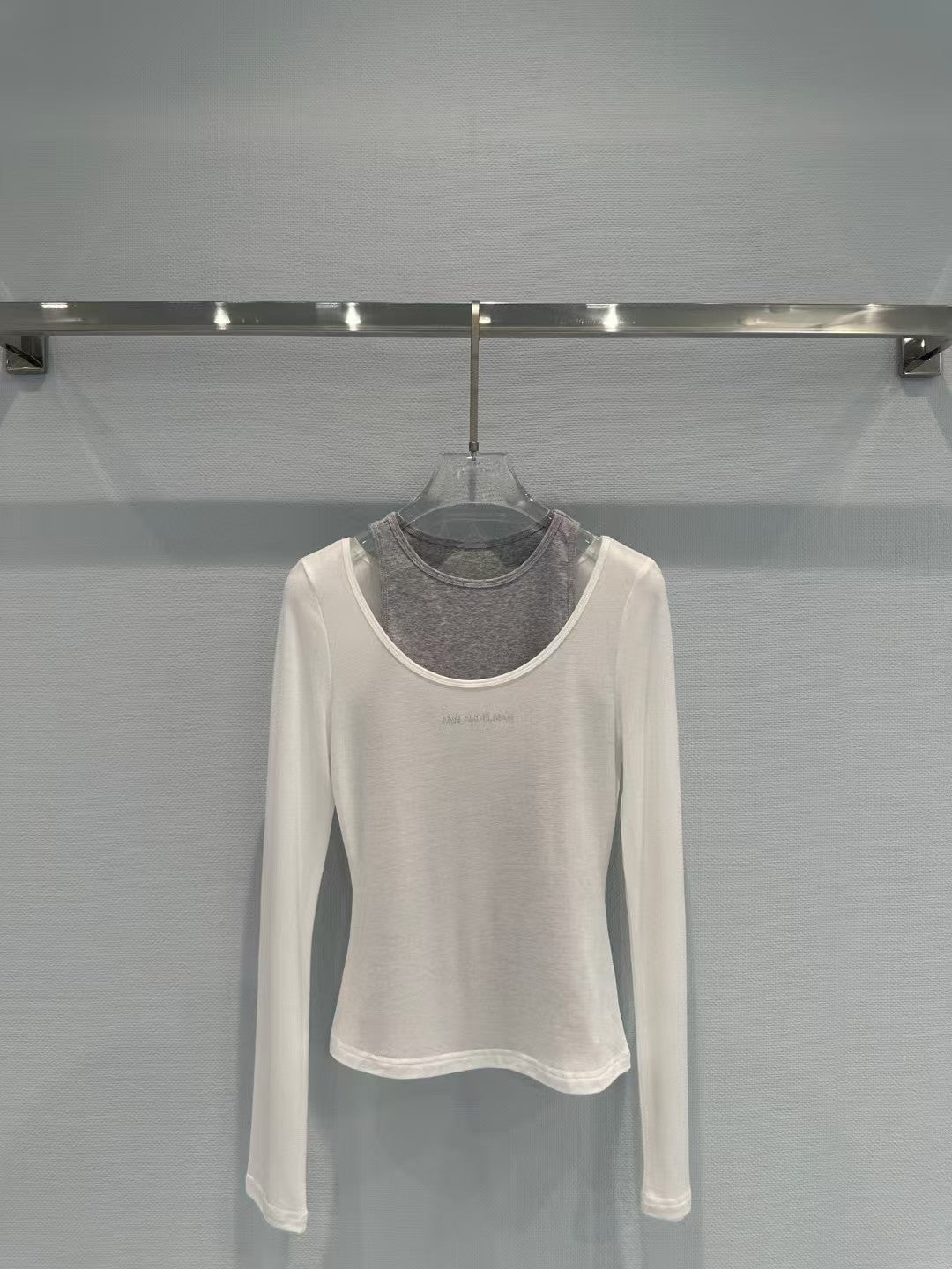 New two-piece top set