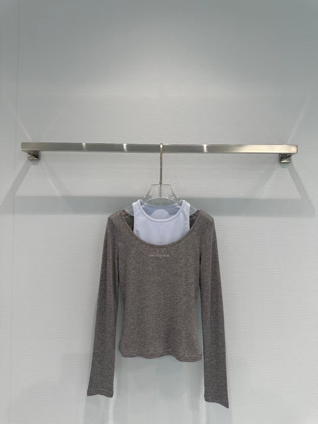 New two-piece top set