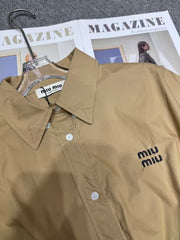 Short sleeved suit