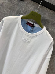 Letter sticker embroidered color blocked round neck short sleeved T-shirt