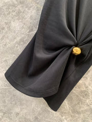 Pebble gold buckle pinching pleat waist cotton vest