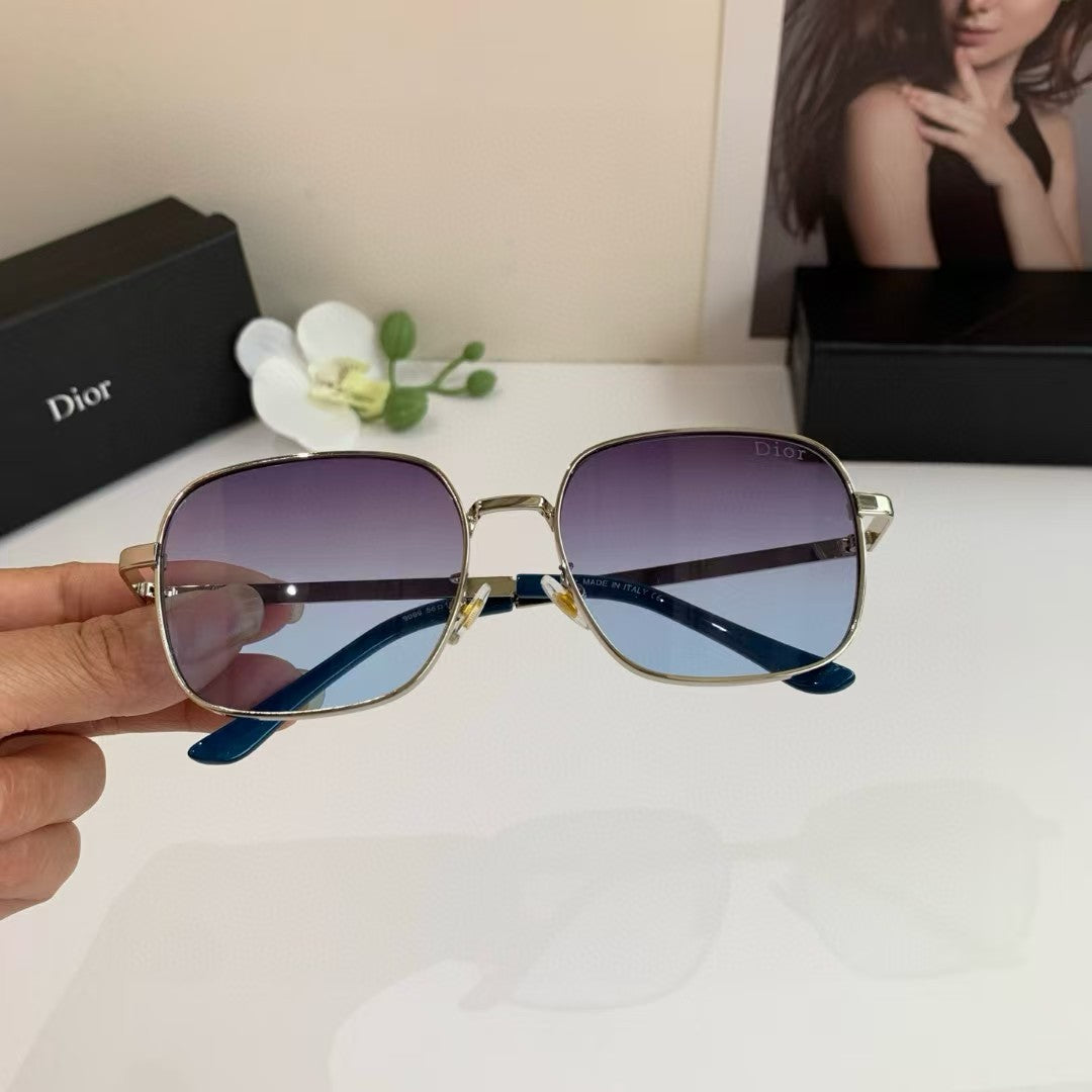 Metal framed sunglasses