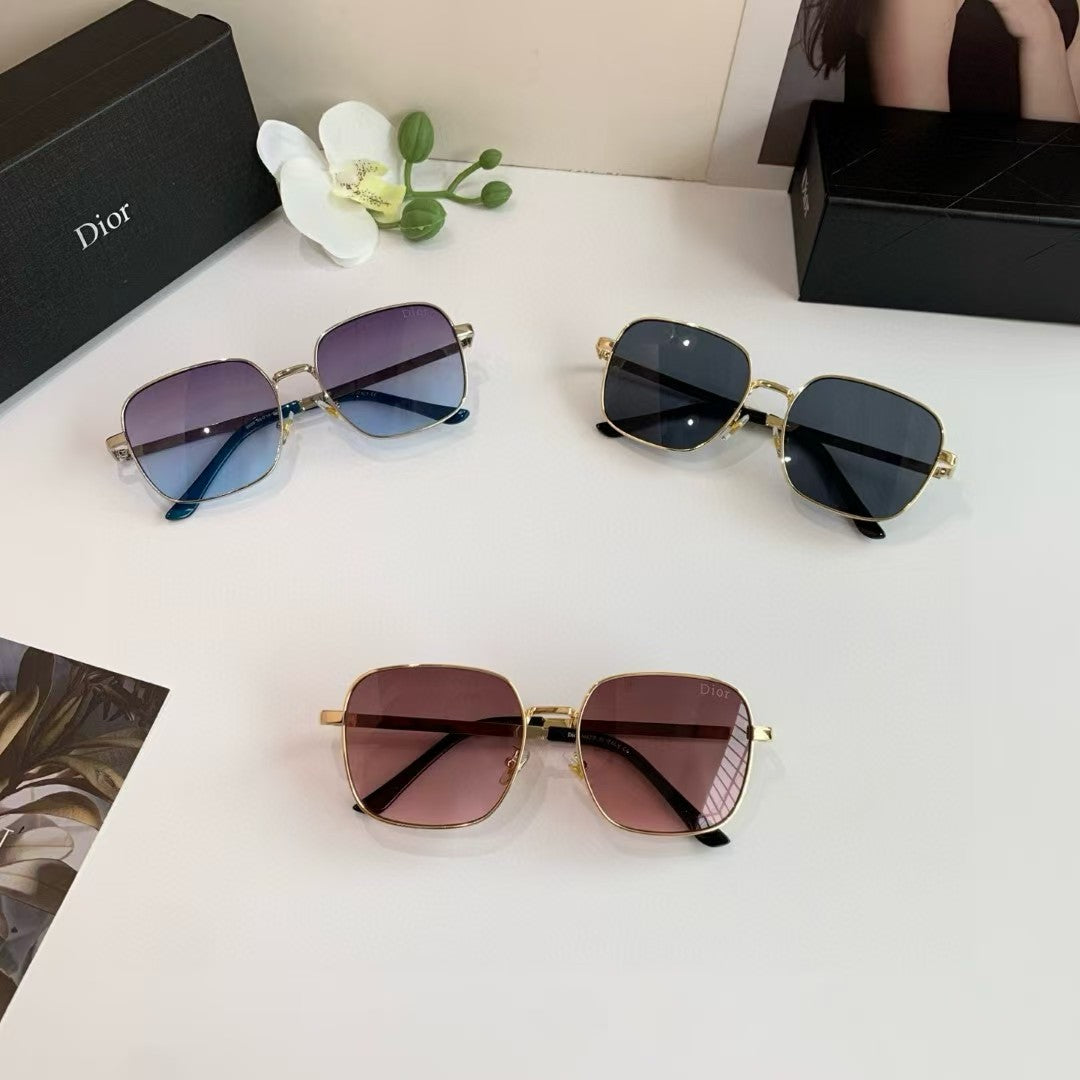 Metal framed sunglasses