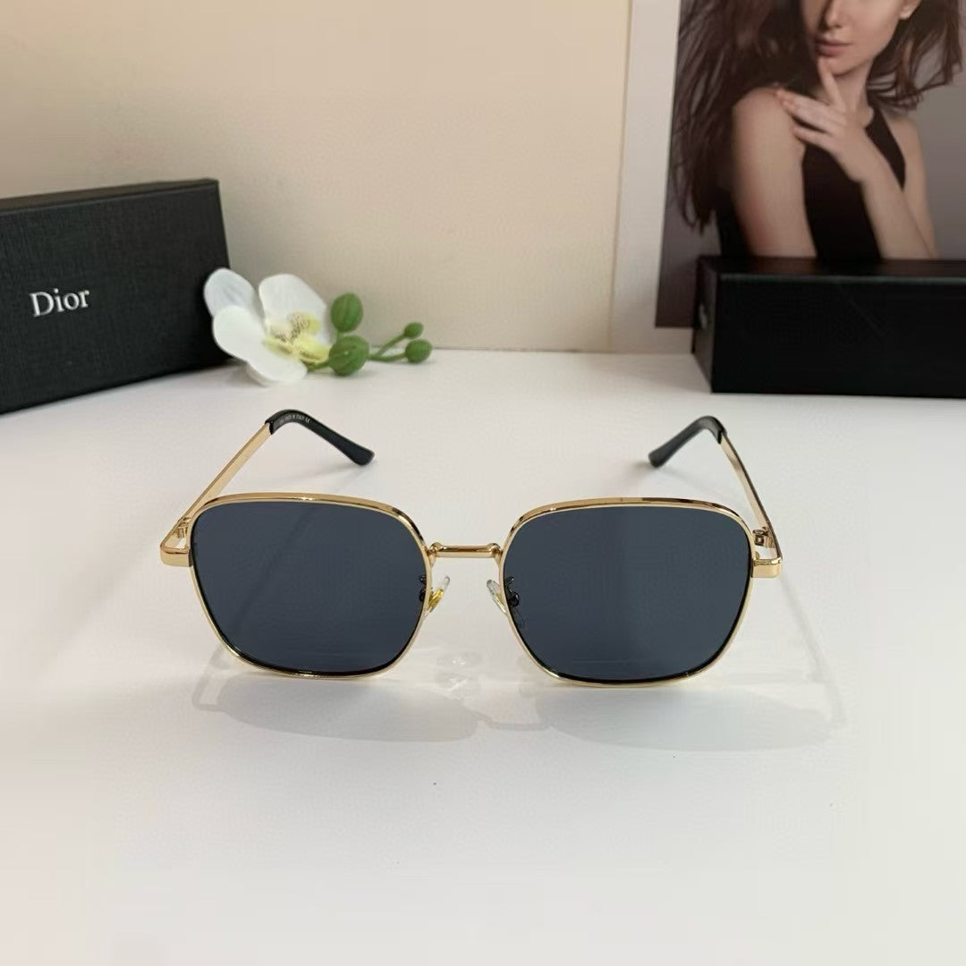 Metal framed sunglasses
