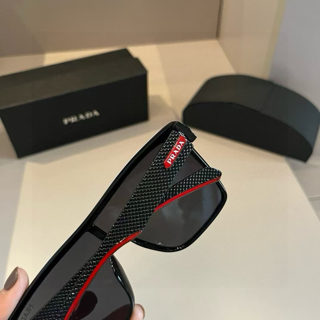 Sports sunglasses