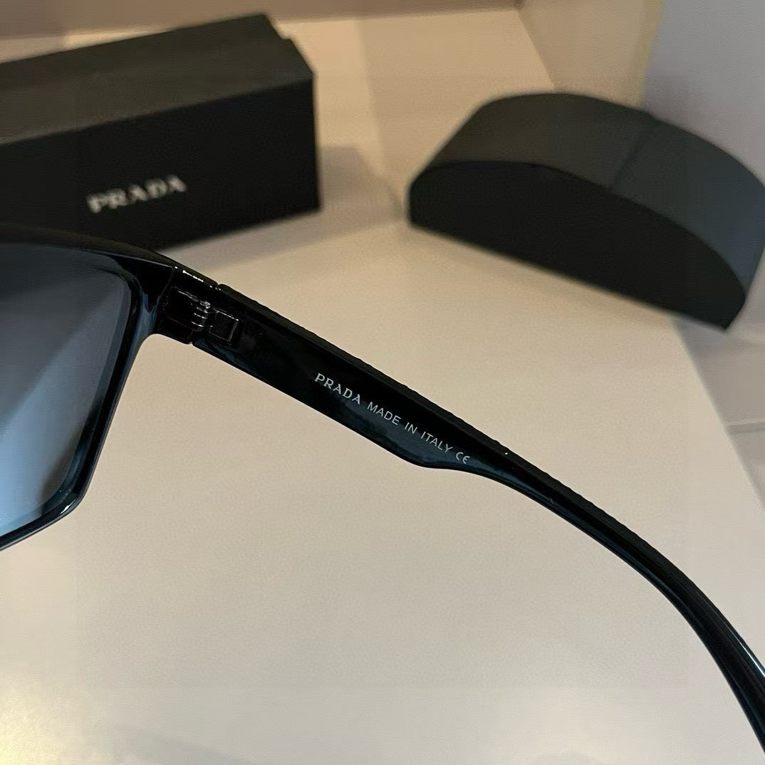 Sports sunglasses