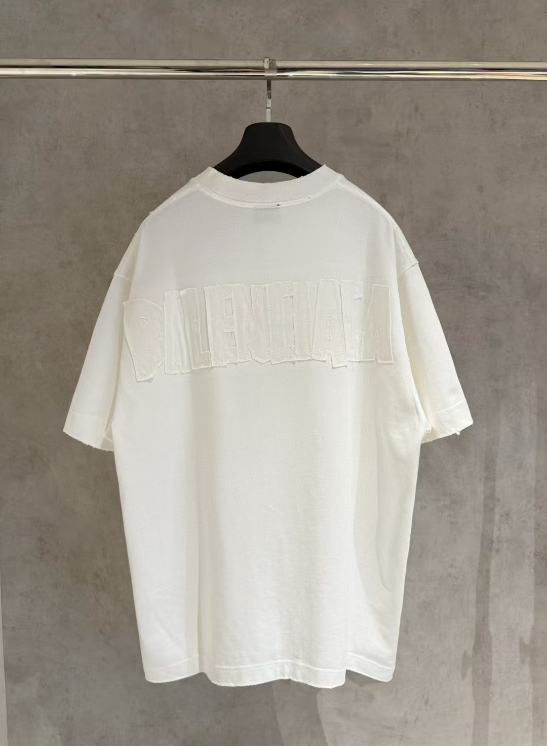New heavyweight T-shirt