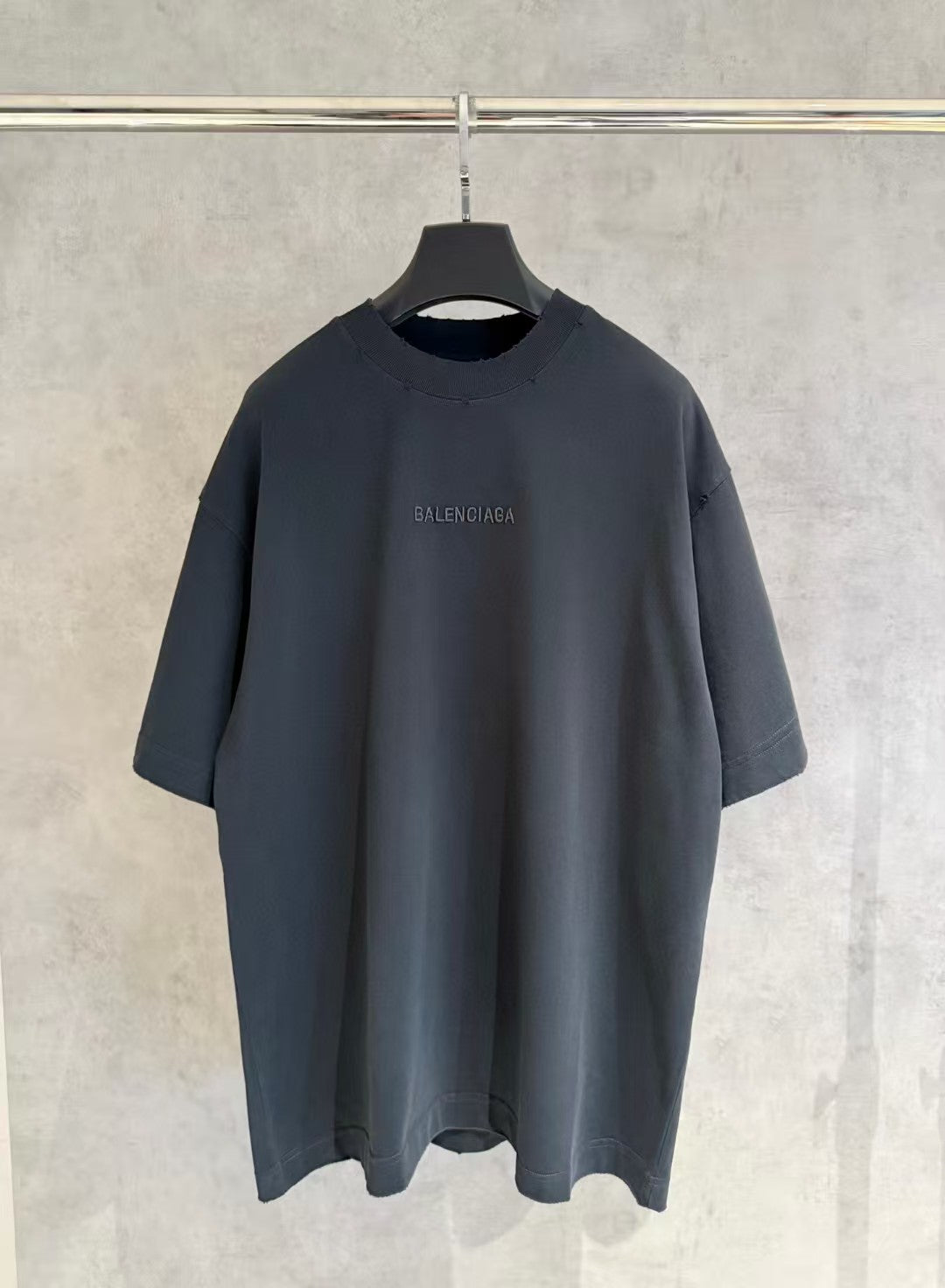 New heavyweight T-shirt