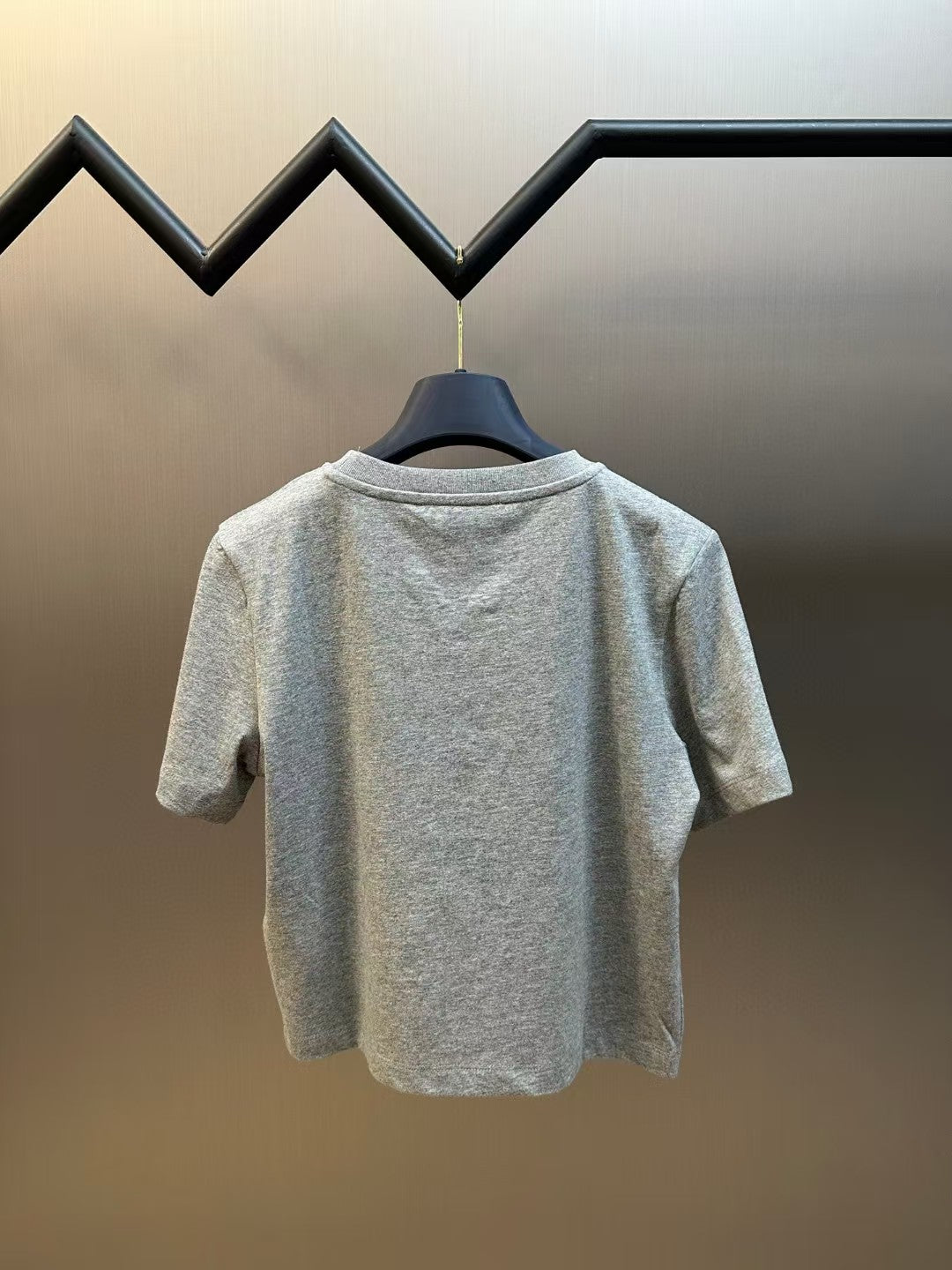 New women's short sleeves