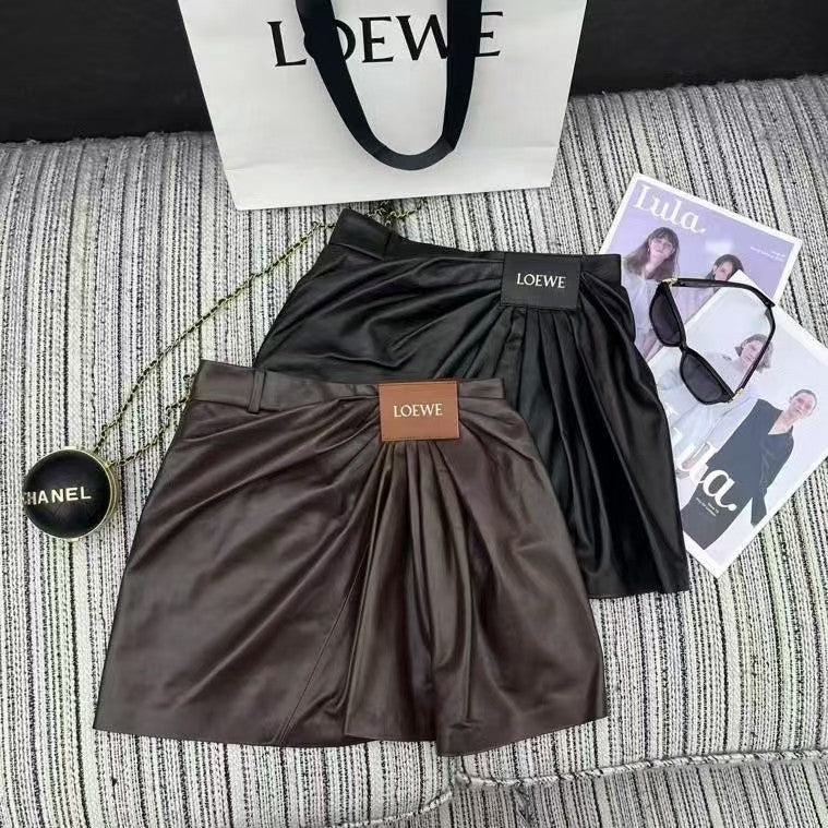 Leather short skirt