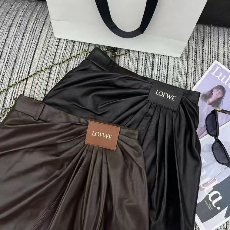 Leather short skirt