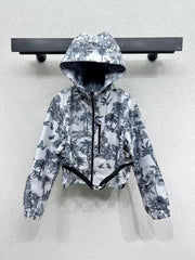 New women's outerwear