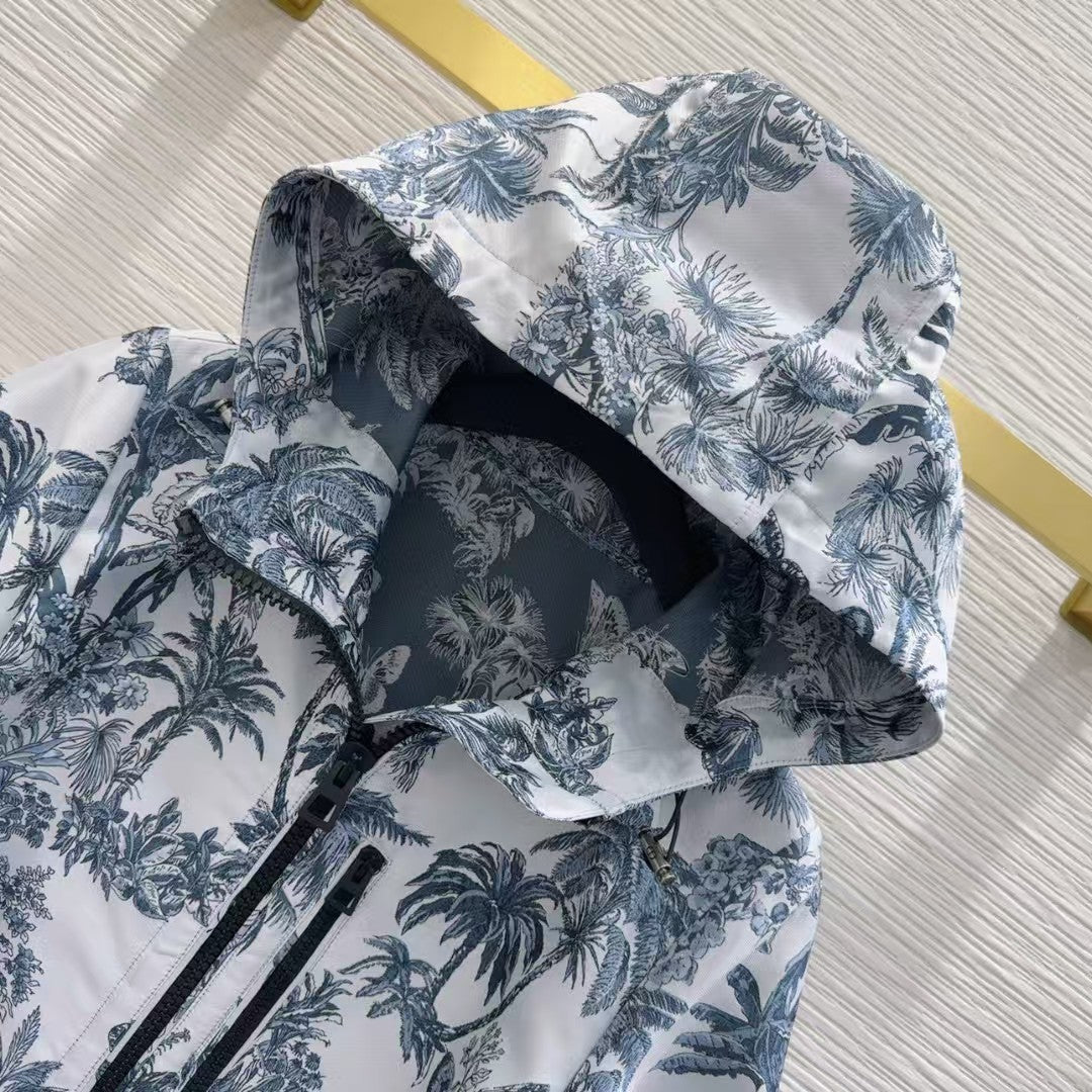 New women's outerwear