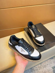 Leisure sports shoes