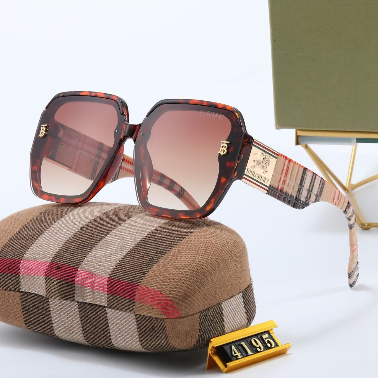 Leisure sunglasses 1