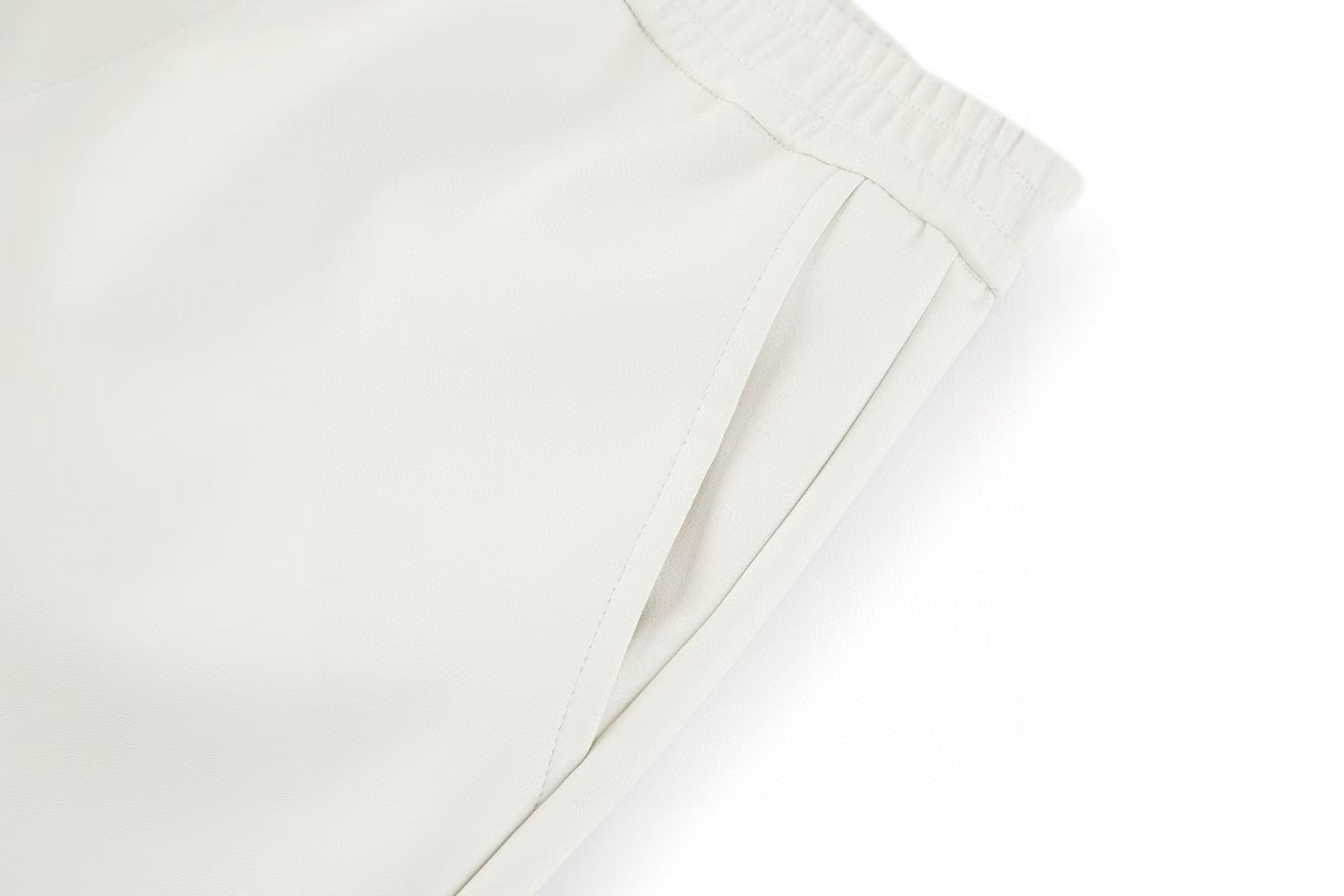 Double sided sheepskin pocket shorts