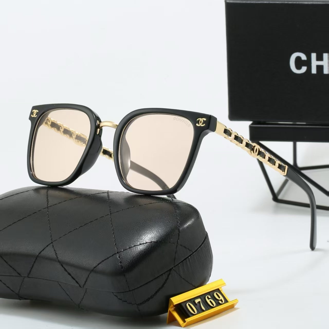 New casual glasses
