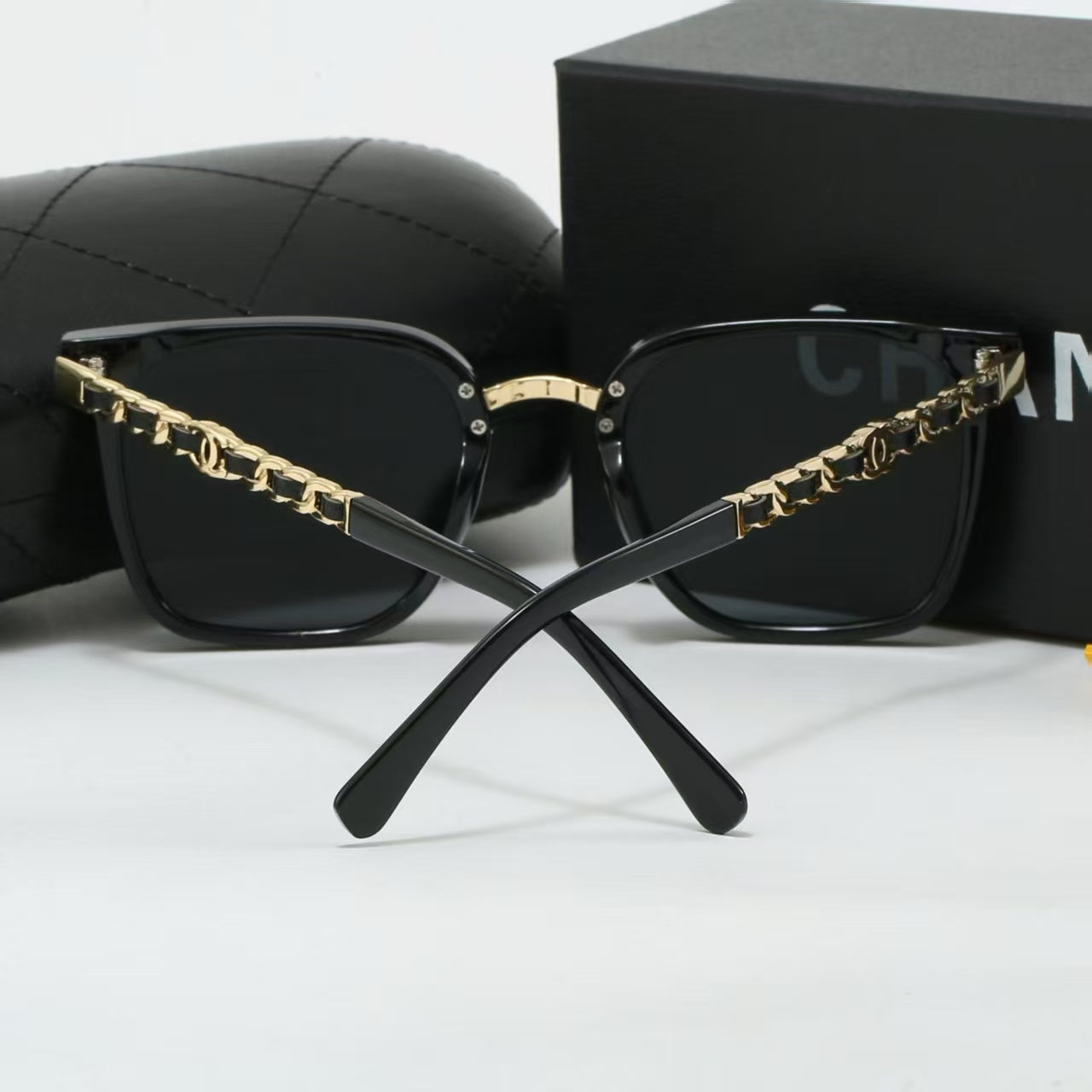 New casual glasses