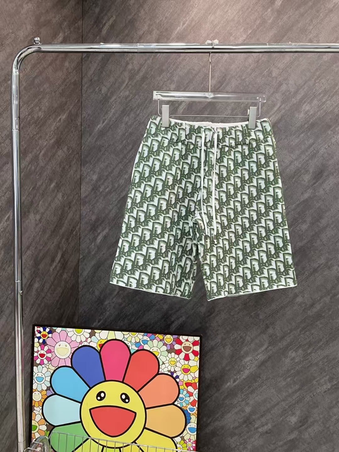 Presbyopia denim shorts