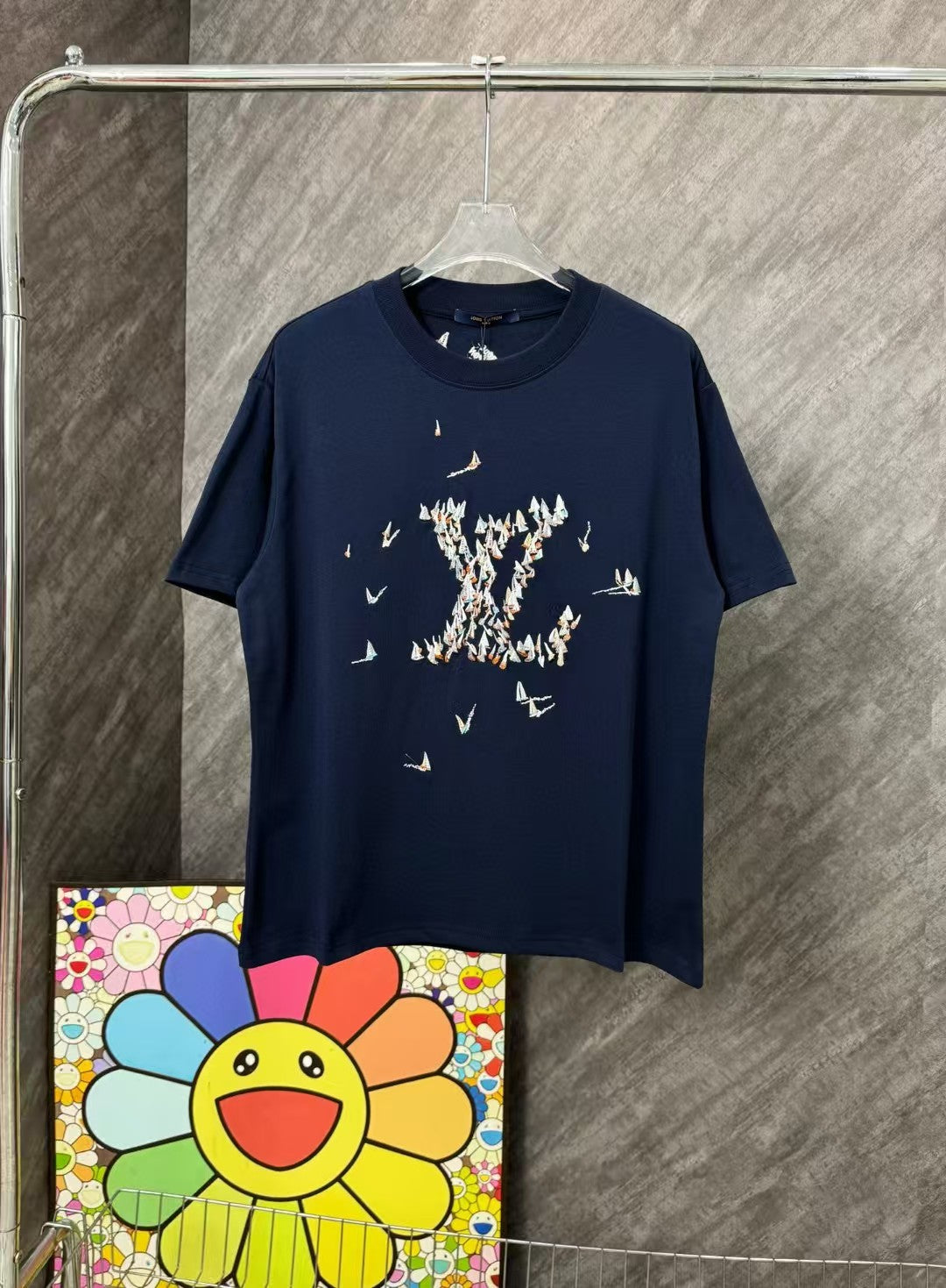 Embroidered logo new round neck short sleeved shirt