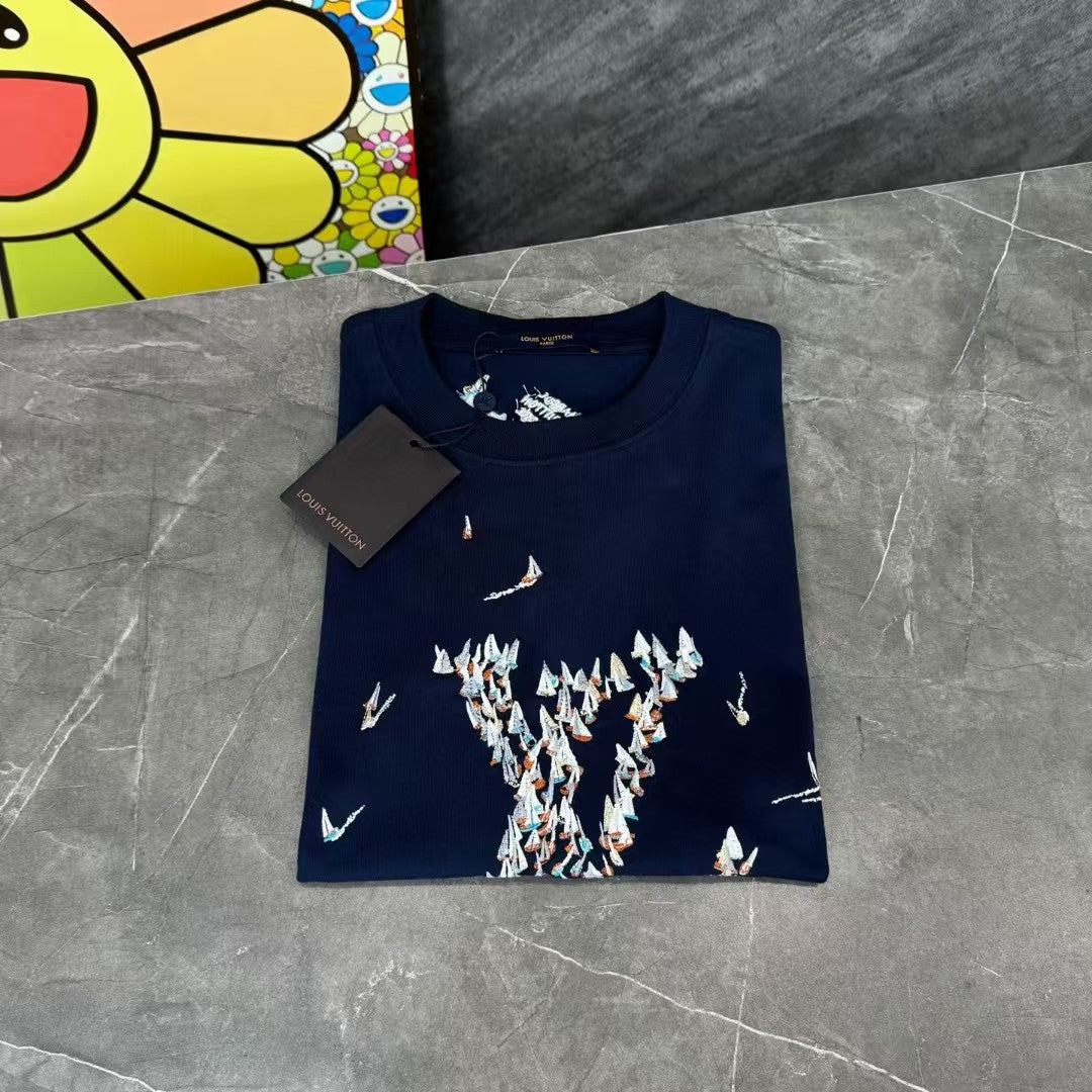 Embroidered logo new round neck short sleeved shirt