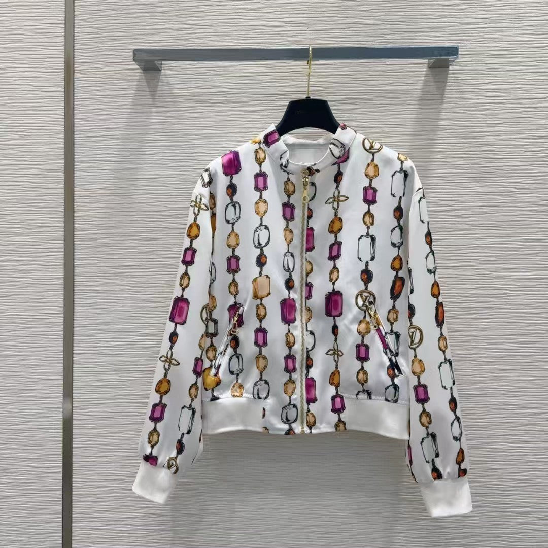 The latest series of jackets are double-sided and wearable