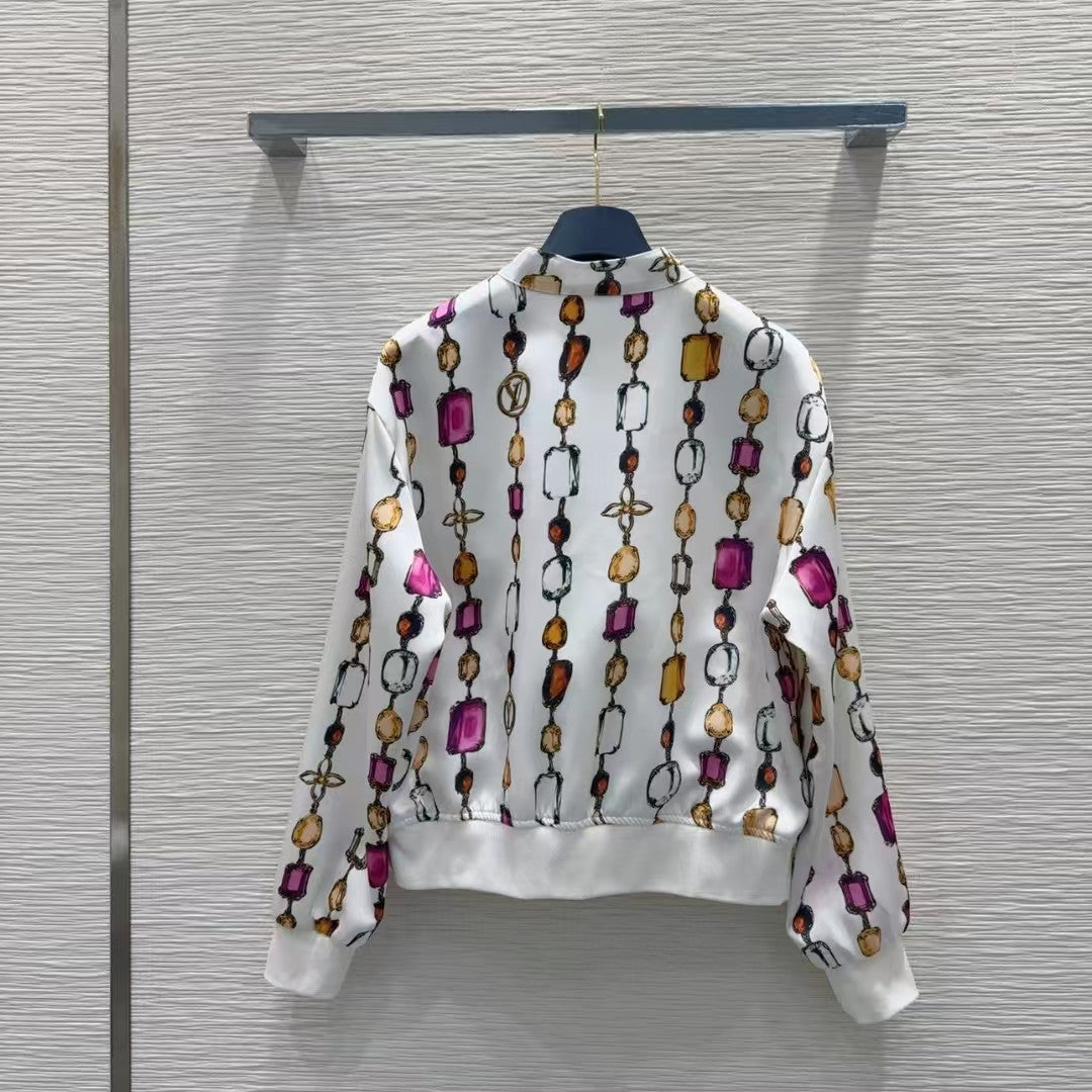 The latest series of jackets are double-sided and wearable