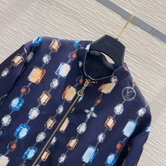 The latest series of jackets are double-sided and wearable