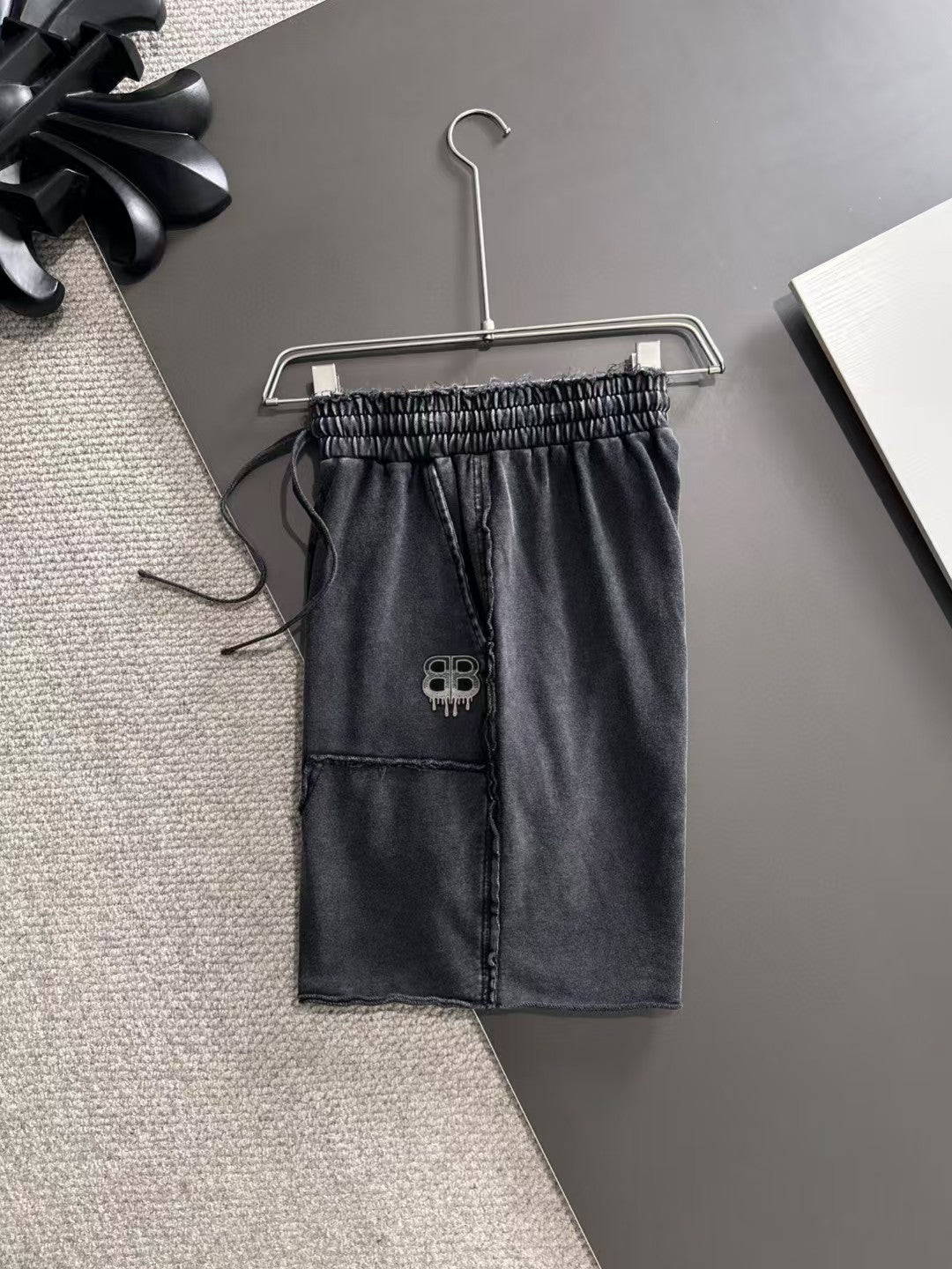 Clear color loose shorts