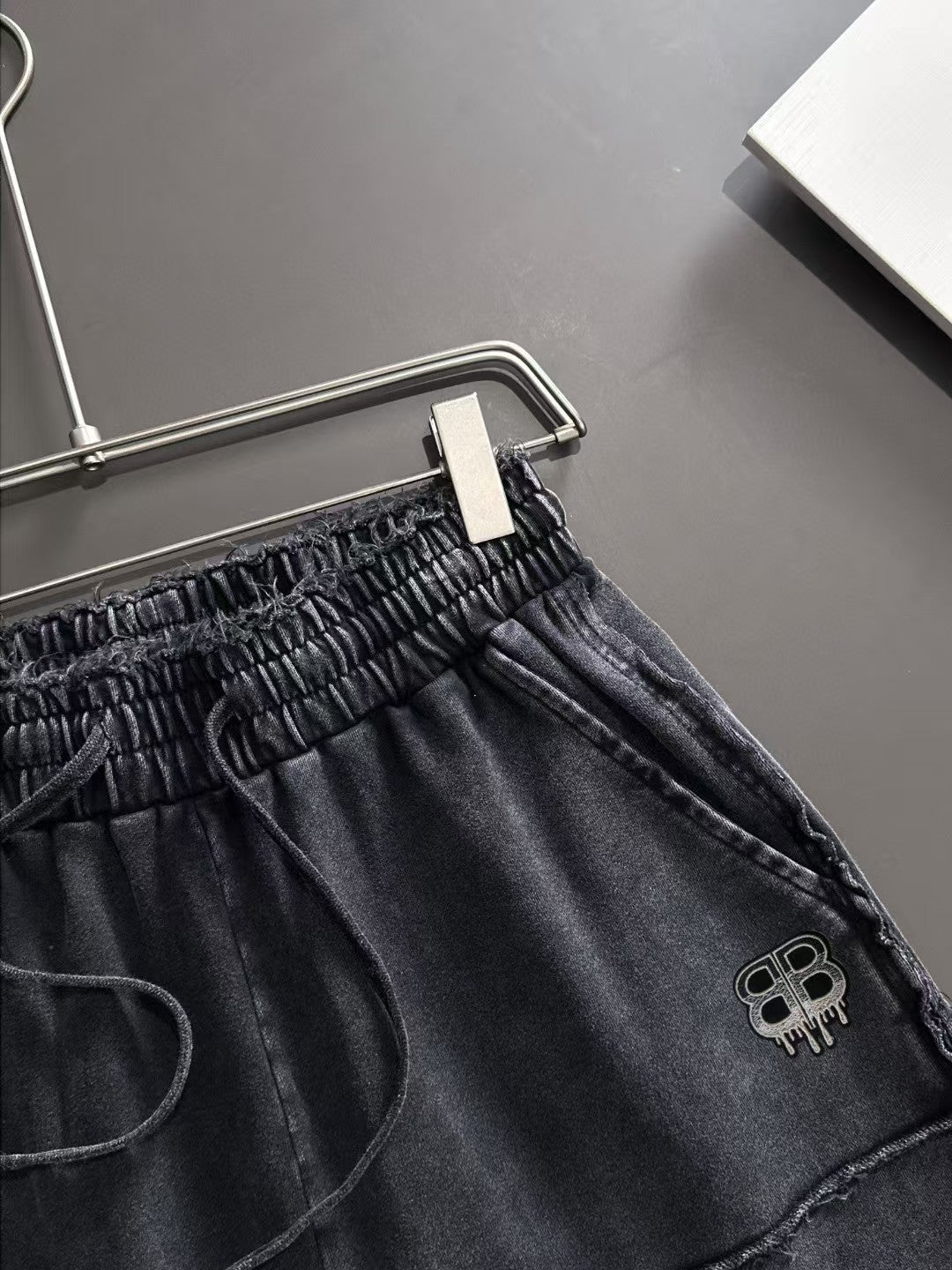 Clear color loose shorts