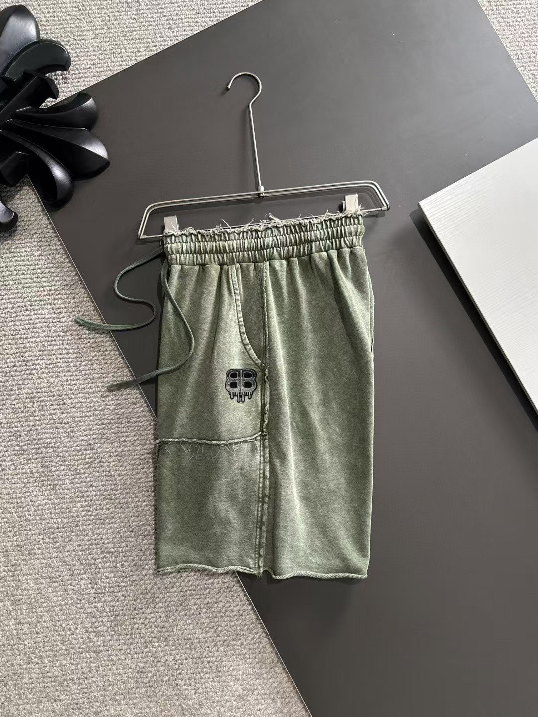 Clear color loose shorts