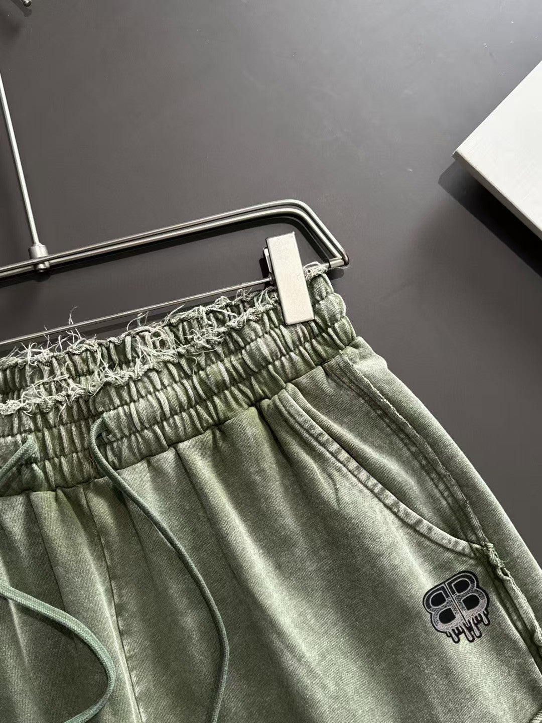 Clear color loose shorts
