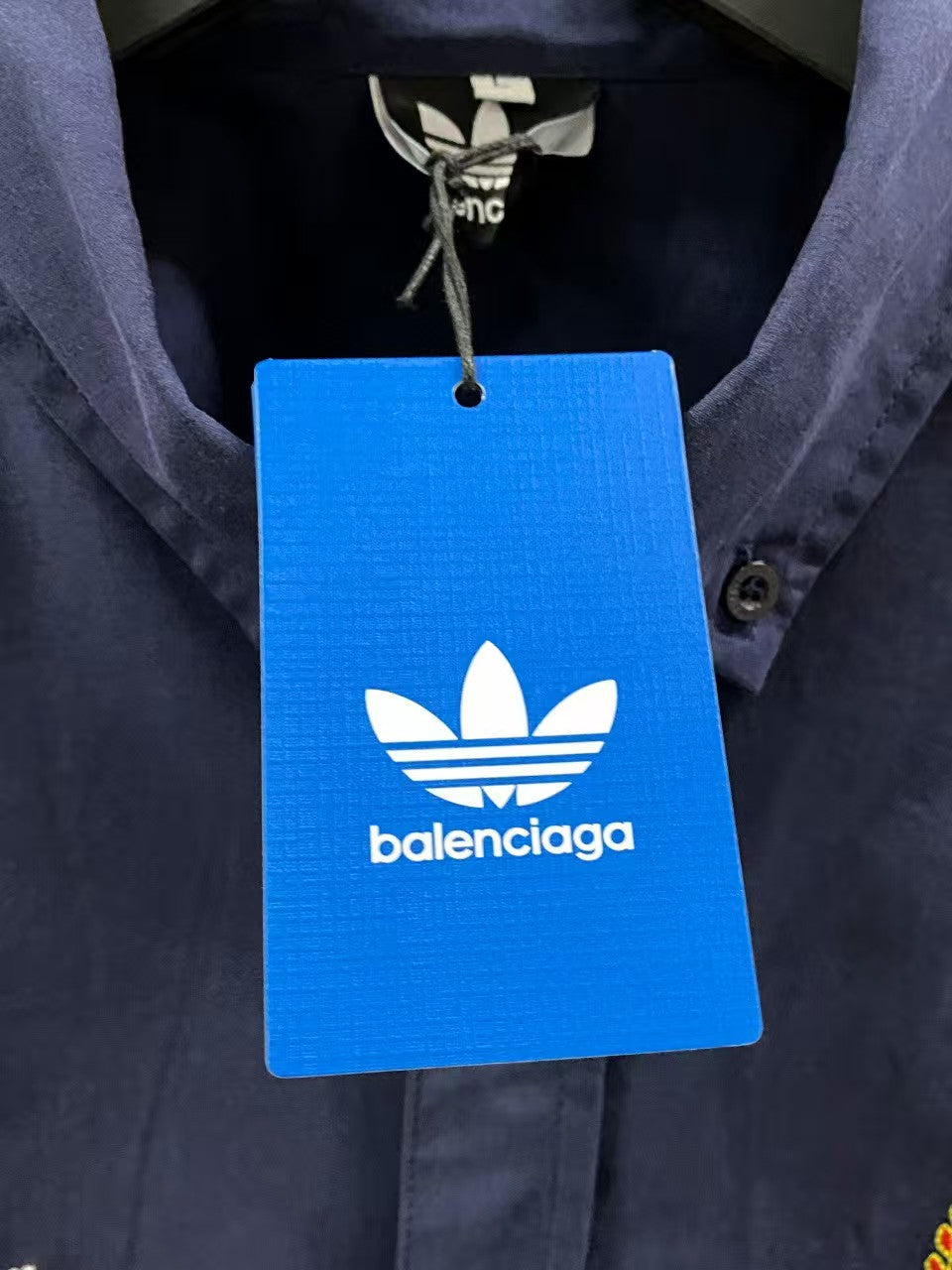 Three bar long sleeved shirt