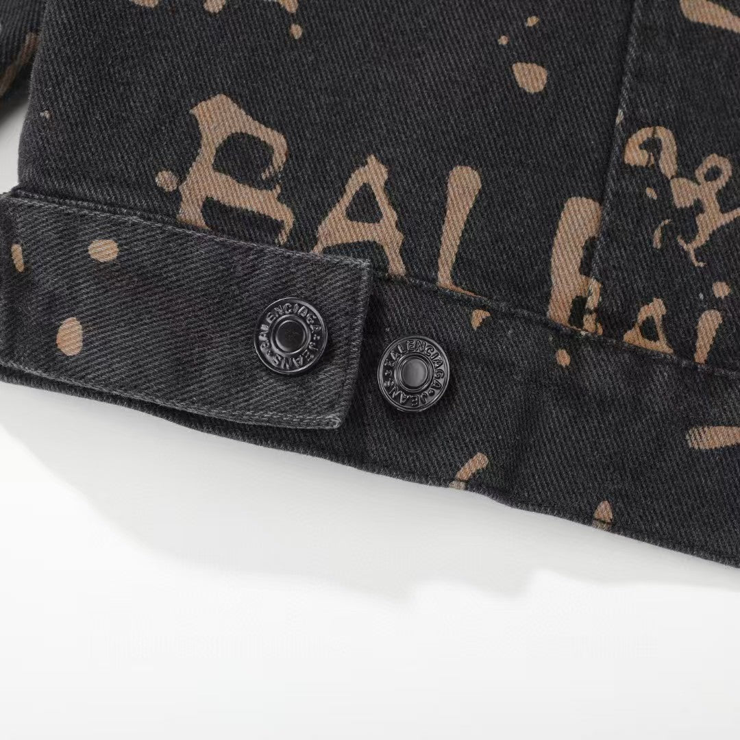 Classic washed letter full printed jacket