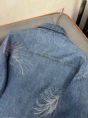 New collar denim long sleeved shirt