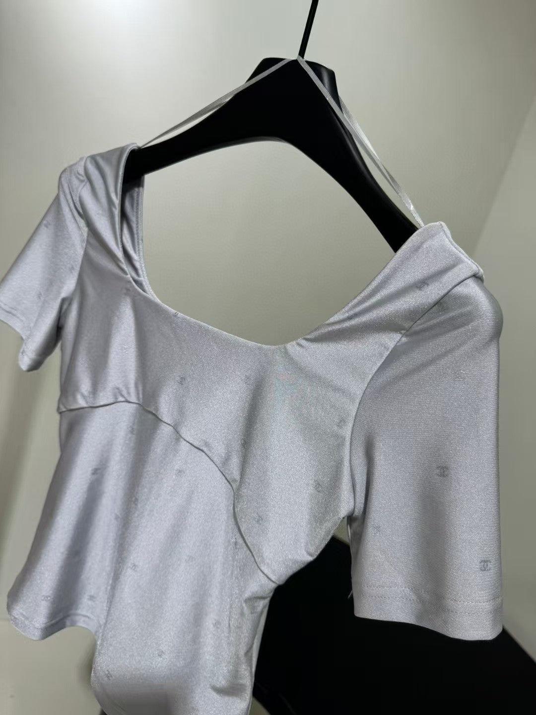 Hot silver short sleeved shirt