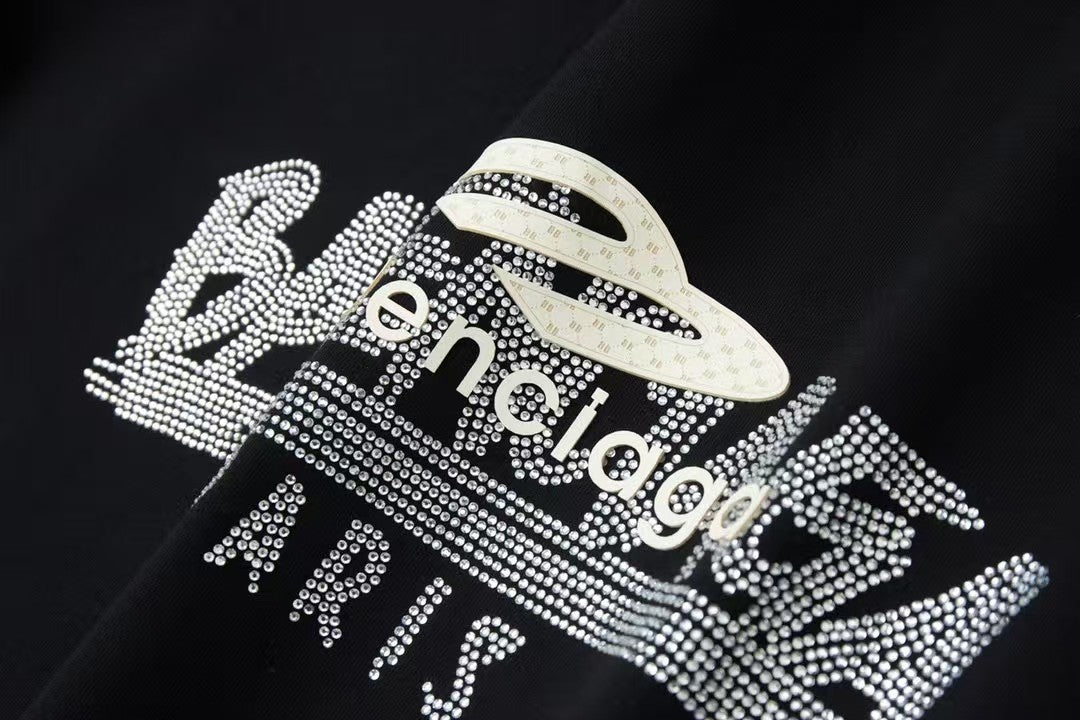 Letter rhinestone short sleeved T-shirt