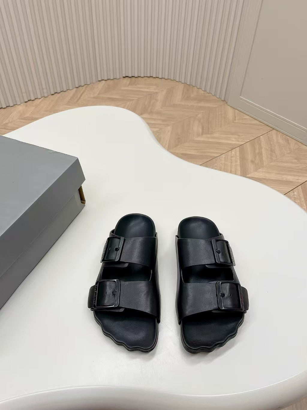 Boken slippers half drag