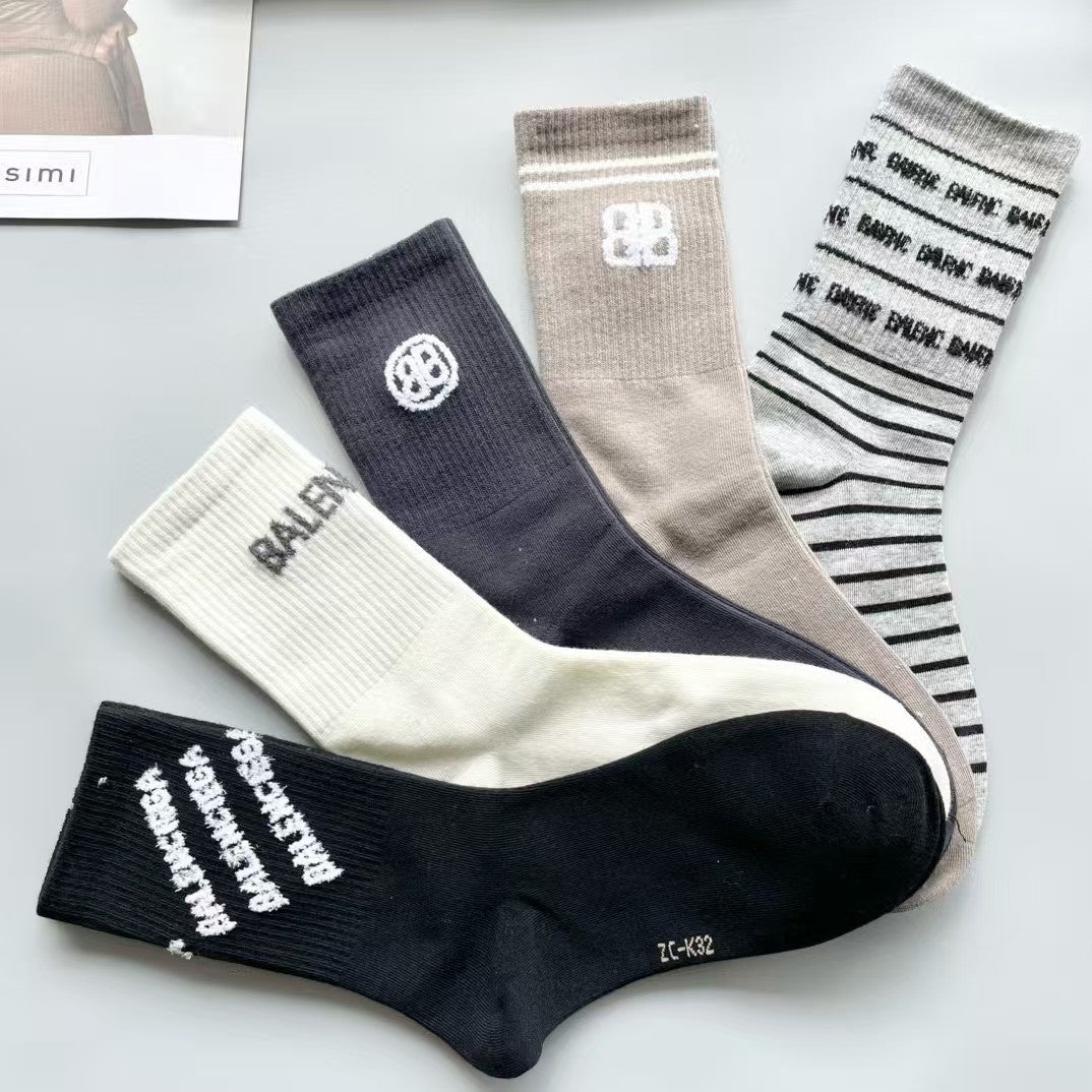 Men's and women's  length socks