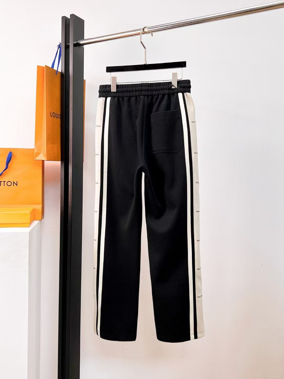 Spring new casual pants 4