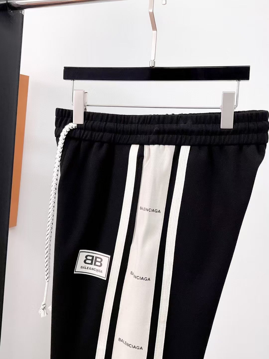Spring new casual pants 4