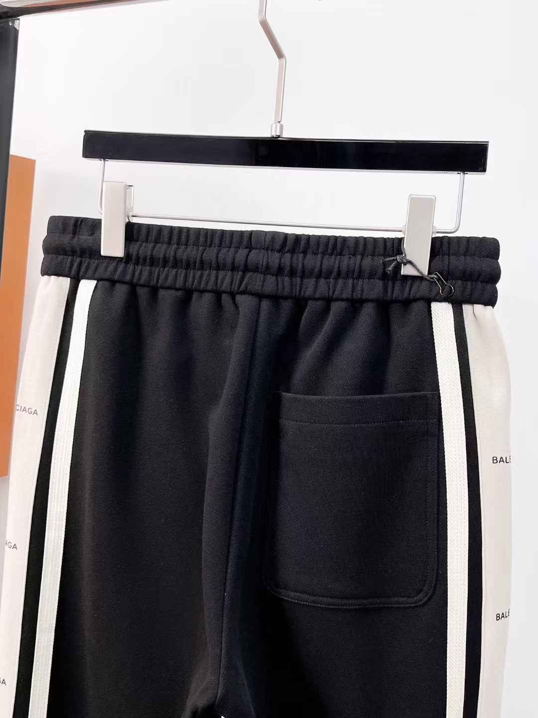 Spring new casual pants 4