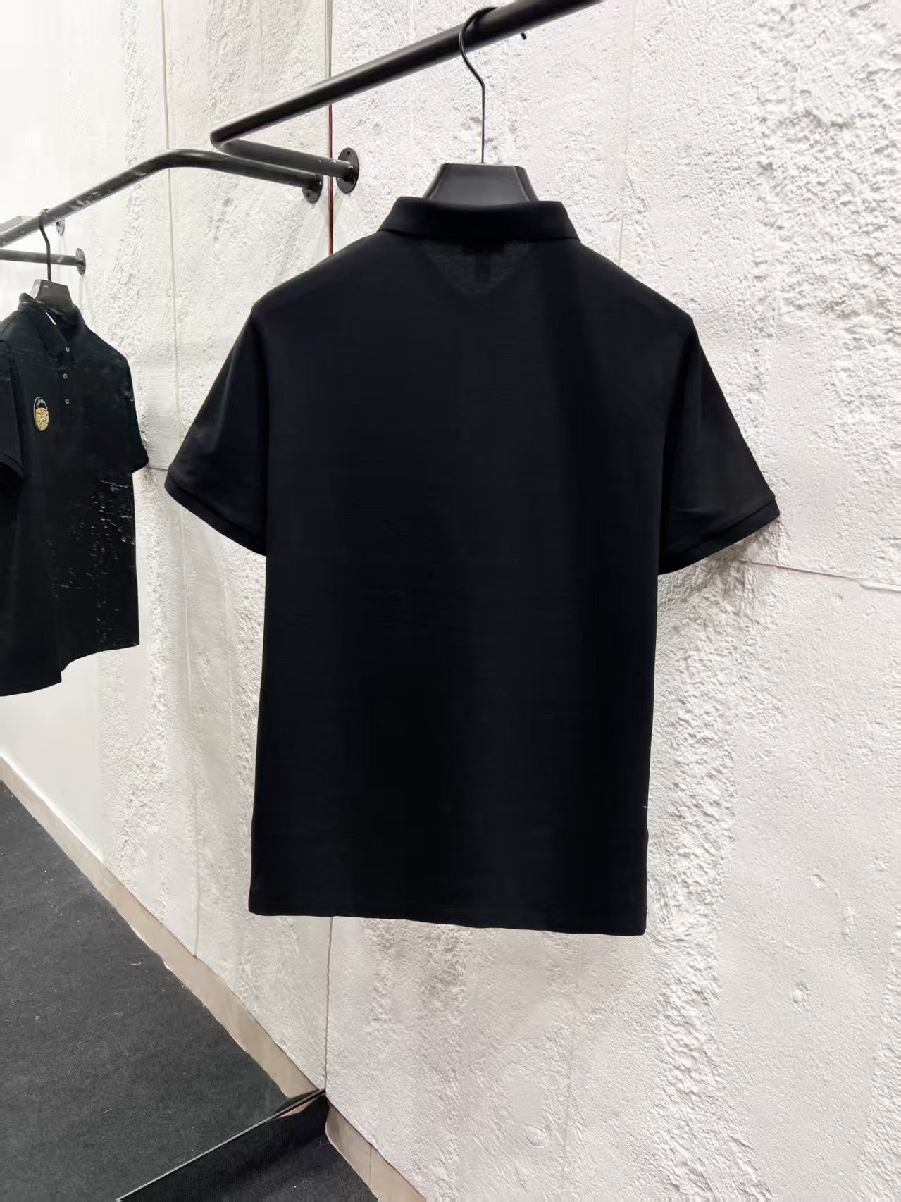 Short sleeved lapel polo shirt