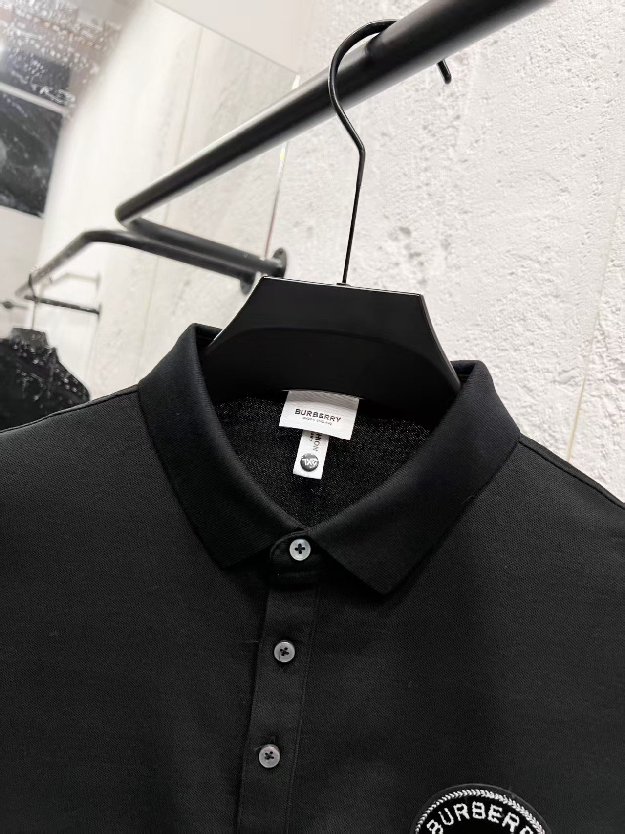Short sleeved lapel polo shirt