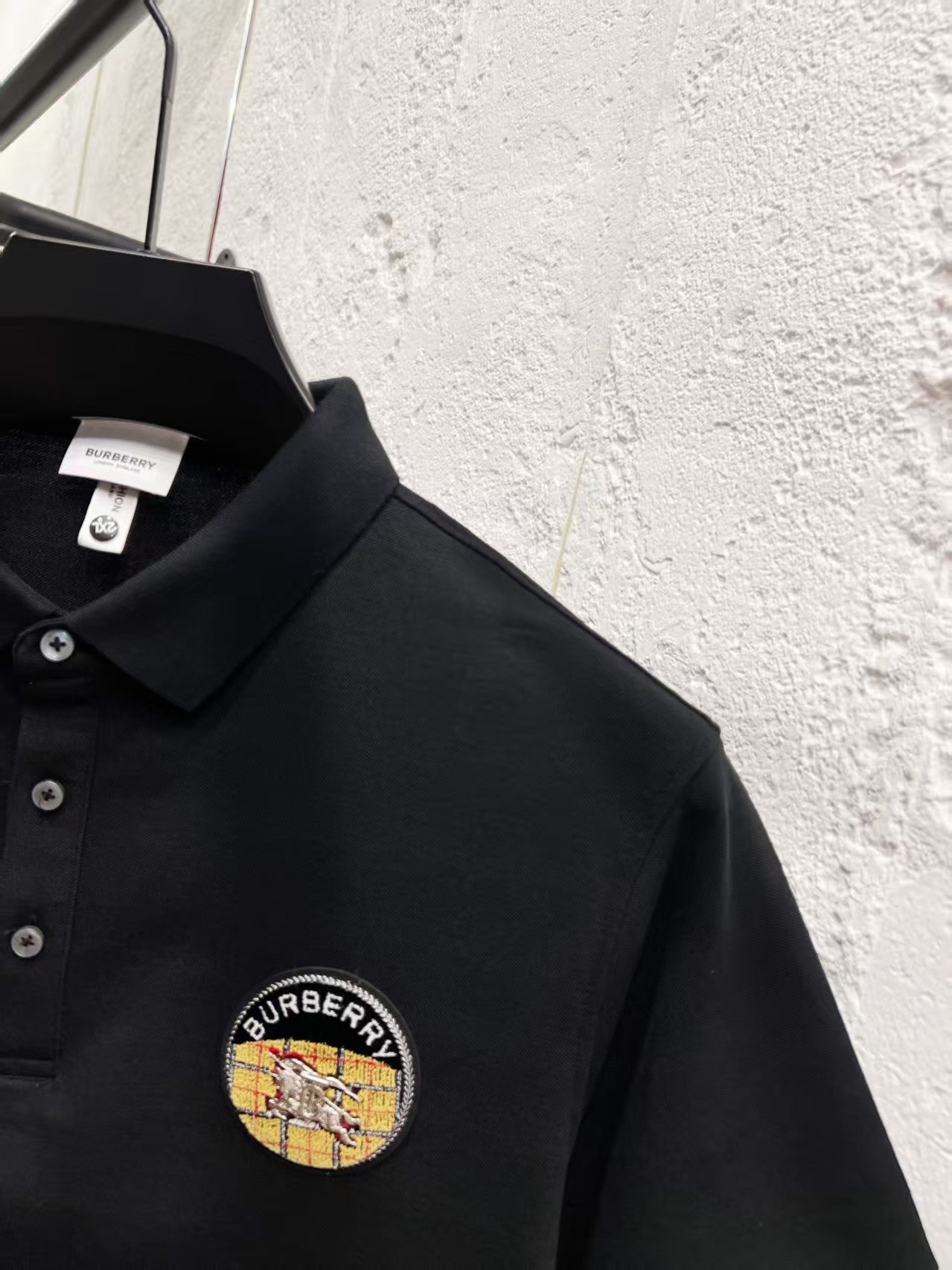Short sleeved lapel polo shirt
