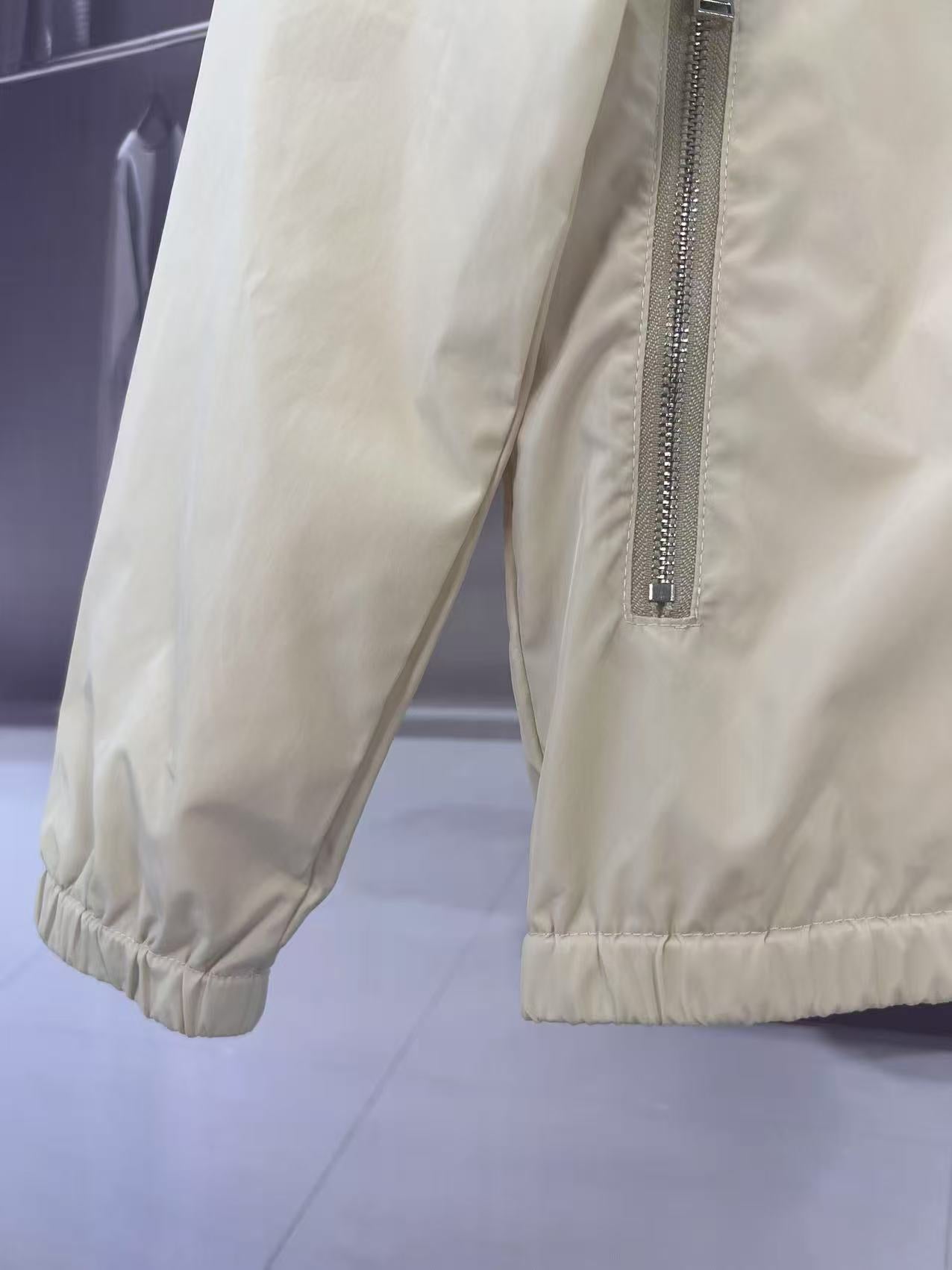 New autumn and winter standing collar windbreaker jacket