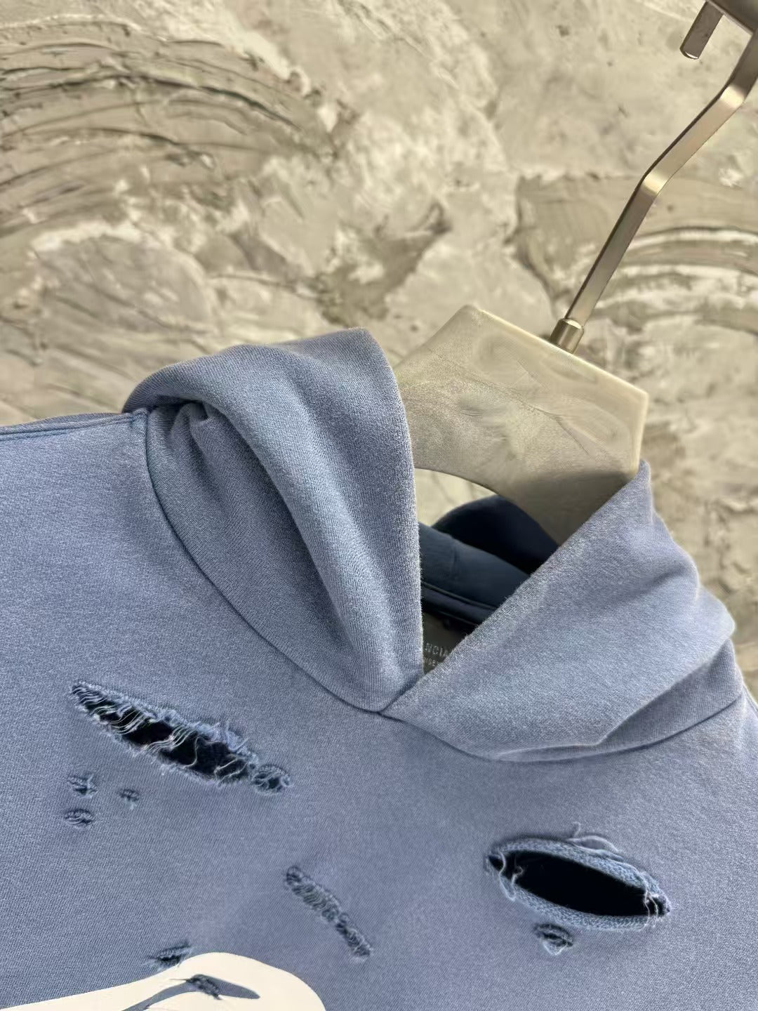 Printed hooded long sleeved sweatshirt