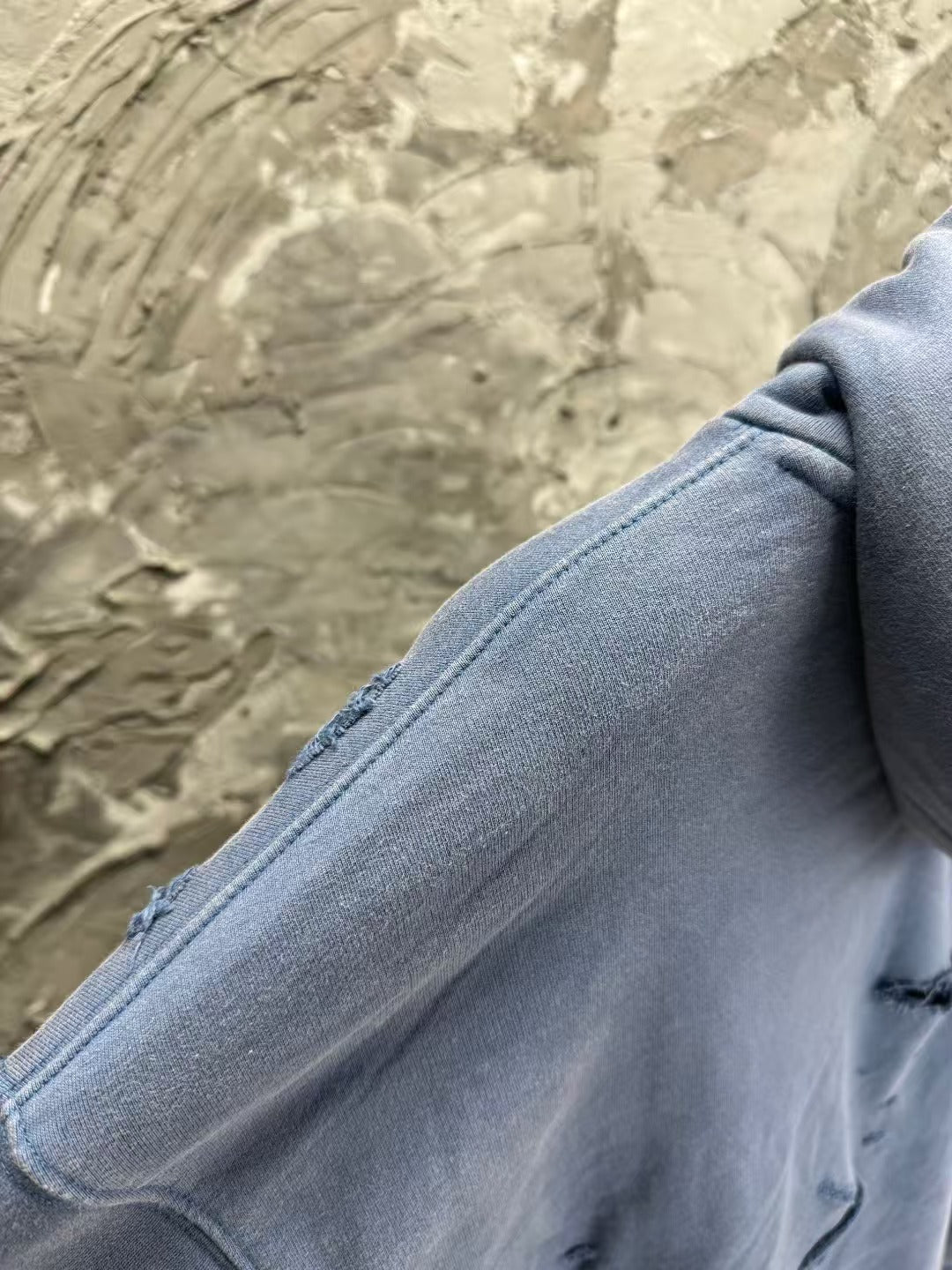 Printed hooded long sleeved sweatshirt