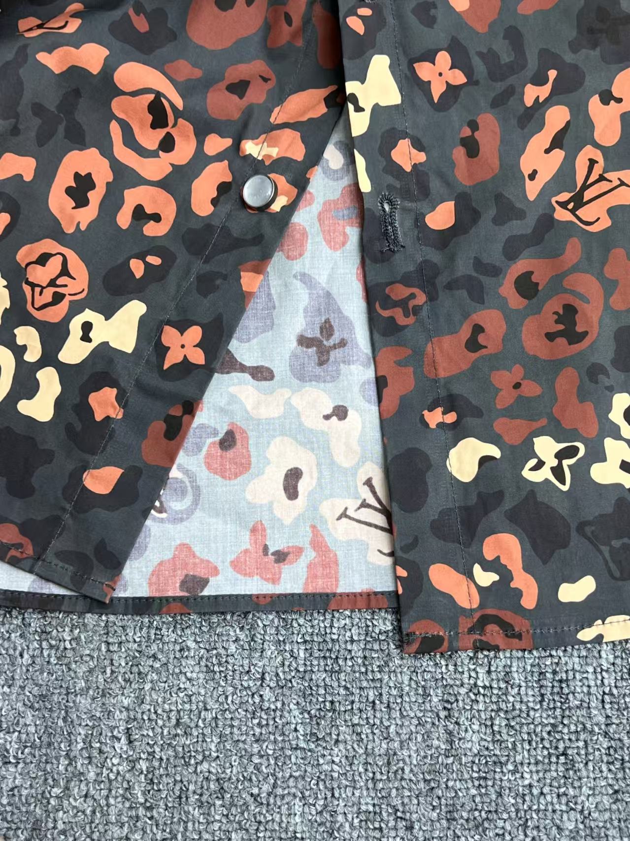 Flower short sleeved shirt